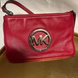 Michael Kors Pebbled Leather Fulton Wristlet